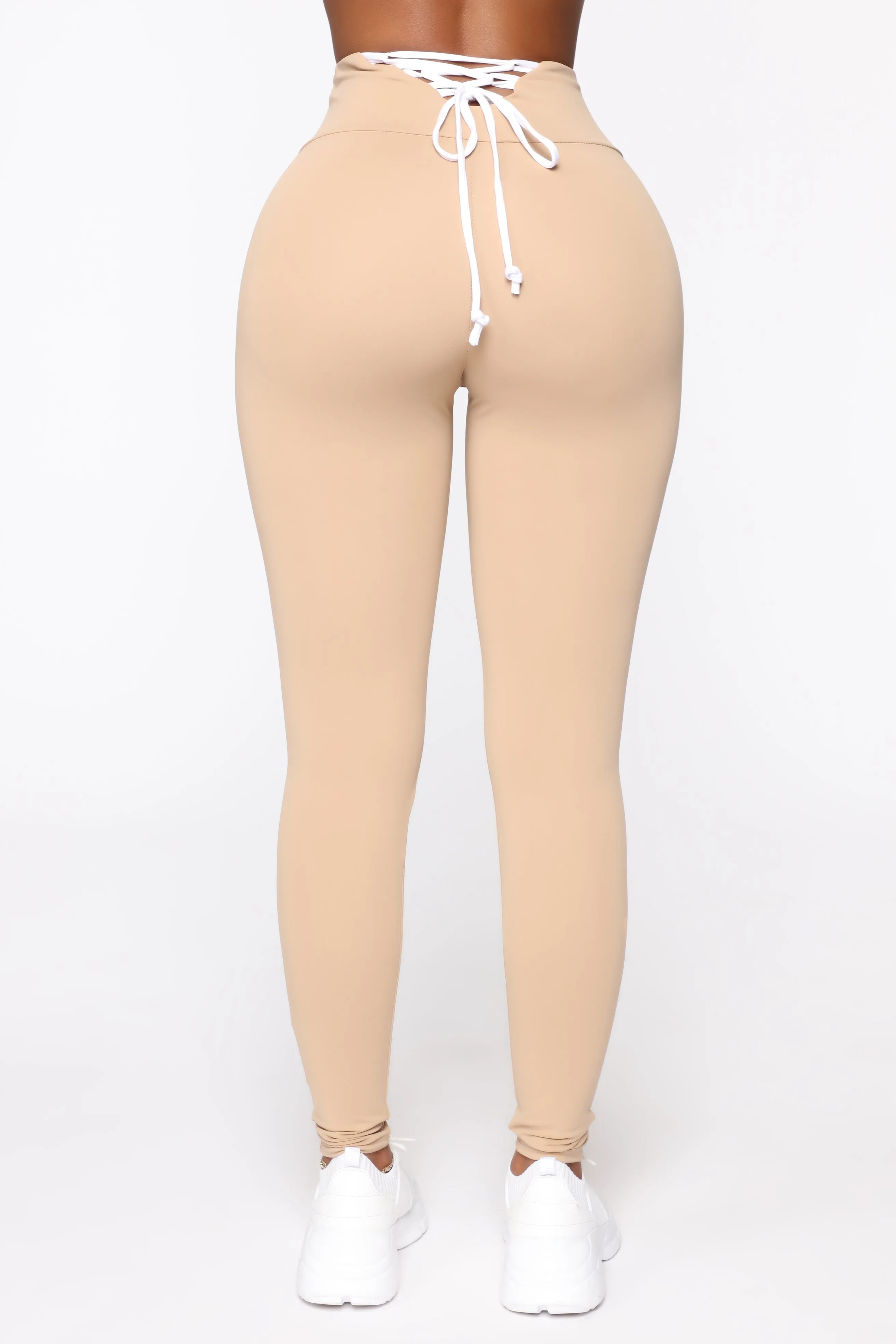 All Tied Up Right Now Leggings - Mocha