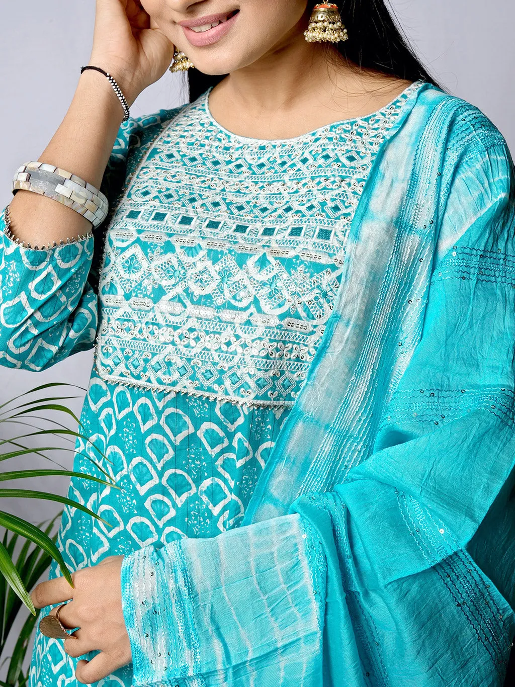 Ekisha's women printed rama embroidered cotton kurta and pant set with dupatta