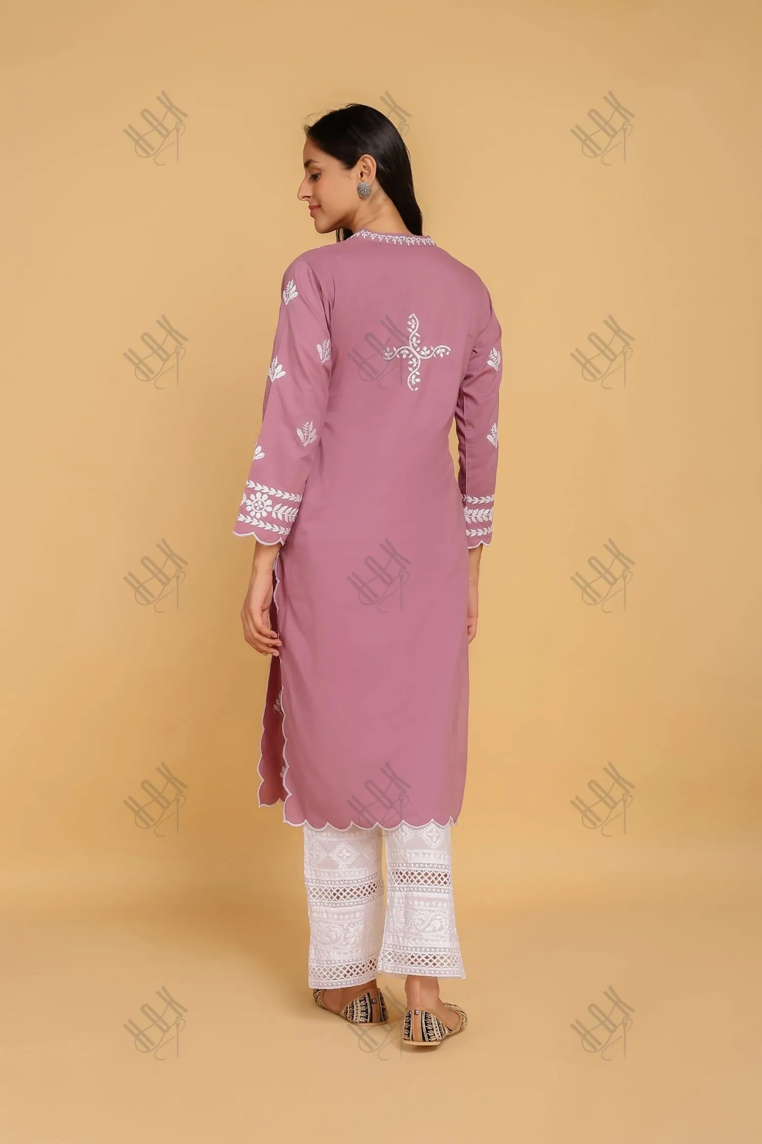 Saba Chikankari Long Kurta In Cotton - Ps