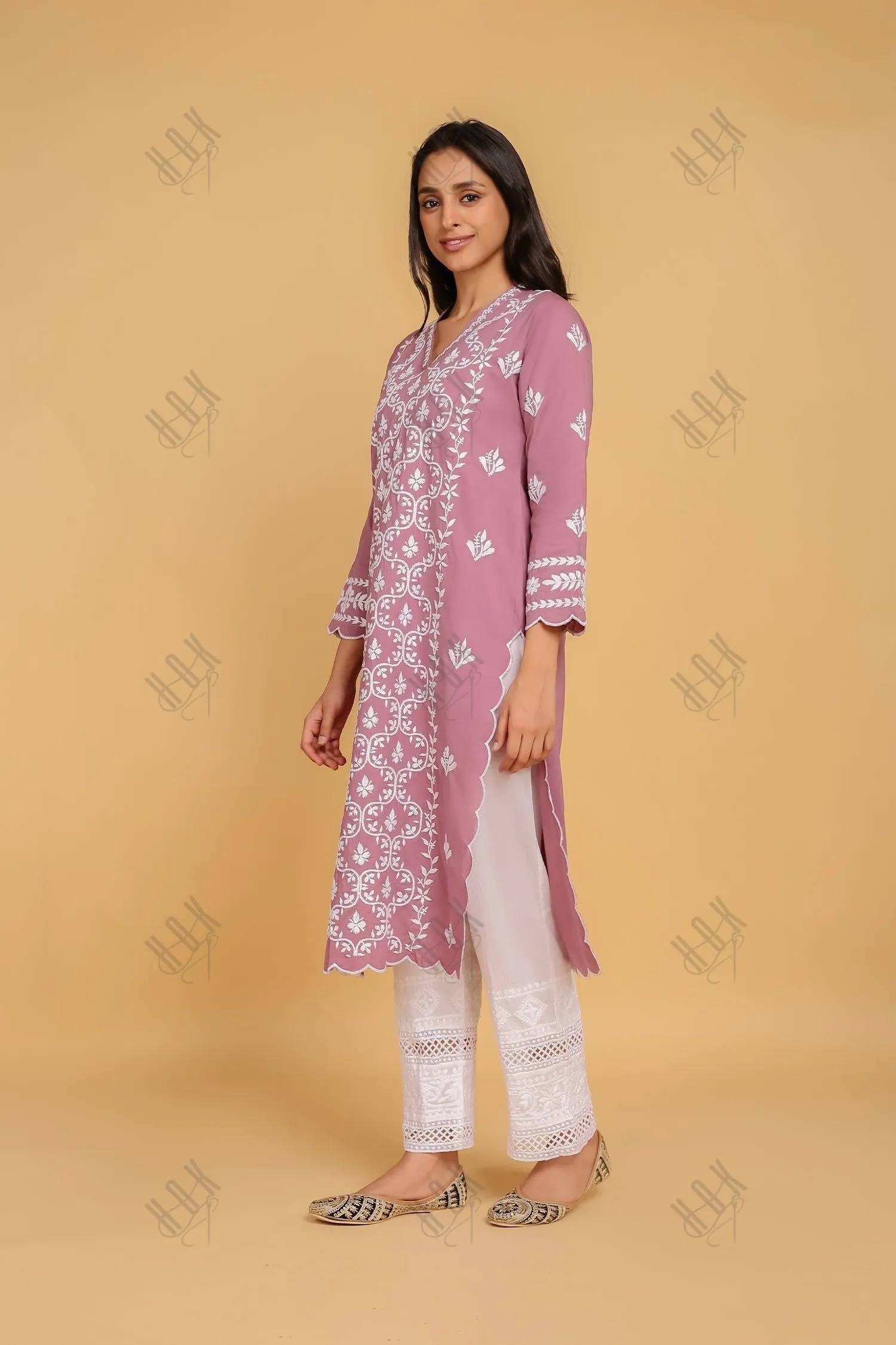 Saba Chikankari Long Kurta In Cotton - Ps