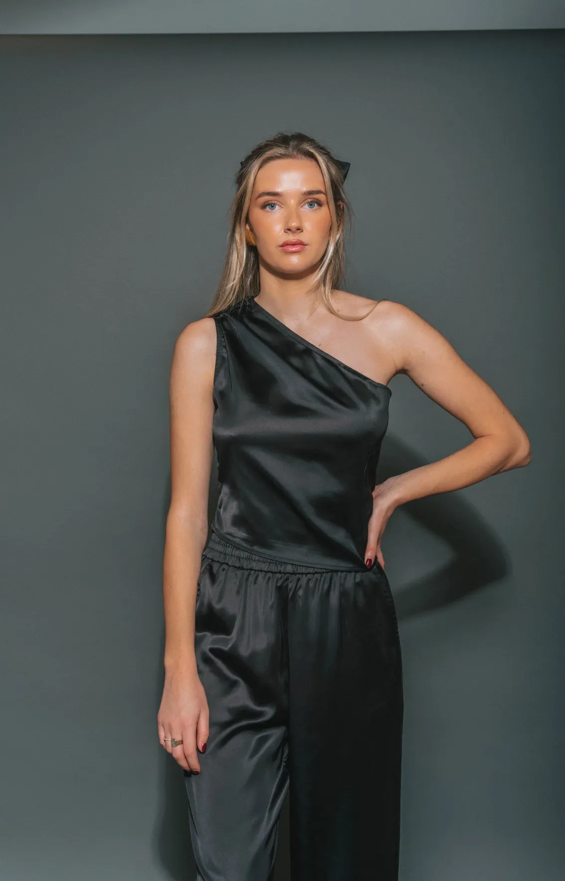 Satin One Shoulder Top | Black