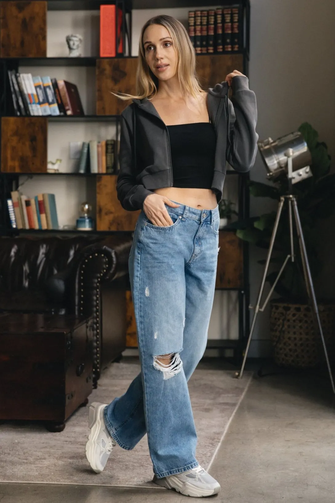 Super High Rise Wide Leg Jeans - Medium Dark Blue